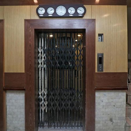Отель Oyo Flagship 19301 Mezbaan International Naka Hindola Лакхнау Экстерьер фото