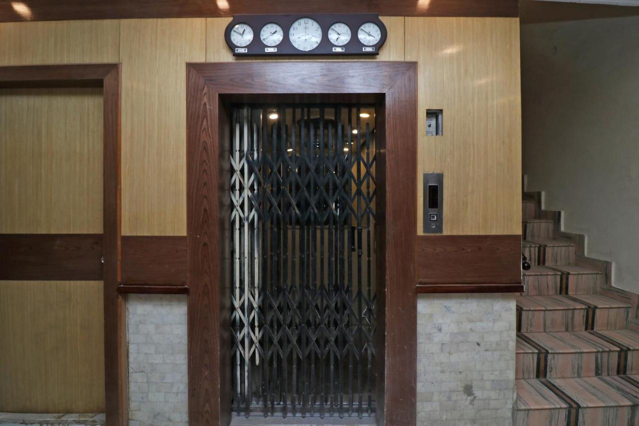 Отель Oyo Flagship 19301 Mezbaan International Naka Hindola Лакхнау Экстерьер фото
